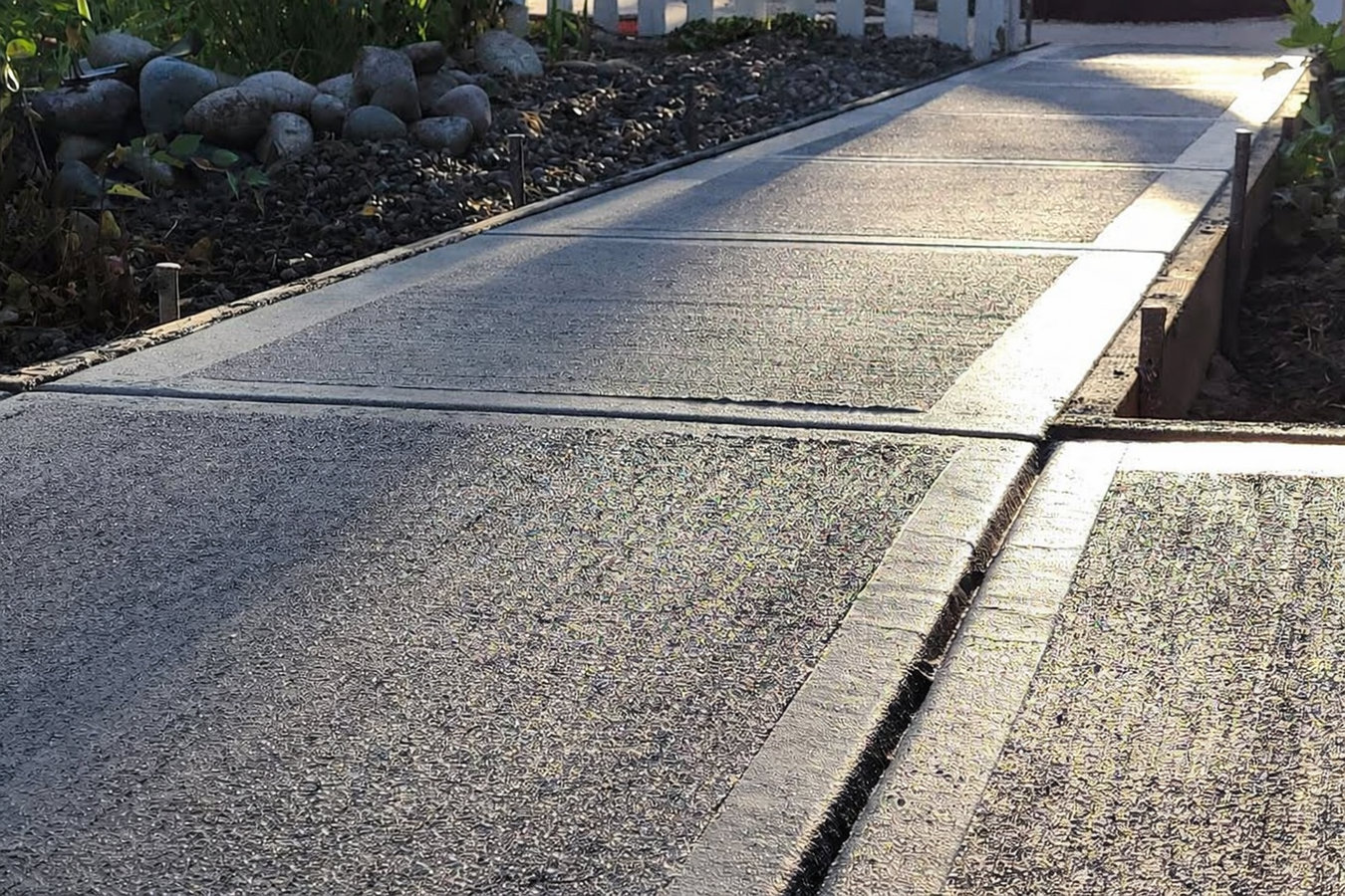 Concrete sidewalk building in Laredo, TX